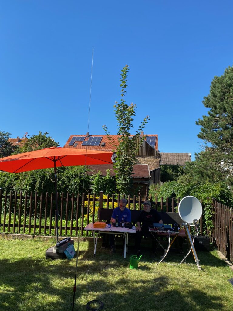 DM5CT und DO4HBK an der QO100-Station